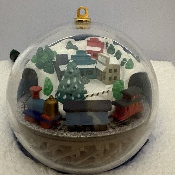 Vintage Set Of 2 Hallmark Keepsake Light & Motion Ornaments UNTESTED 1988 - Picture 7 of 14